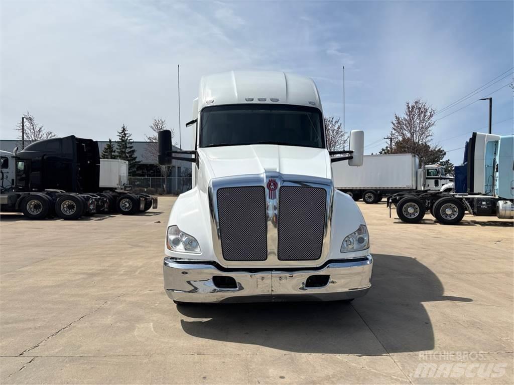 Kenworth T680 Tegljači