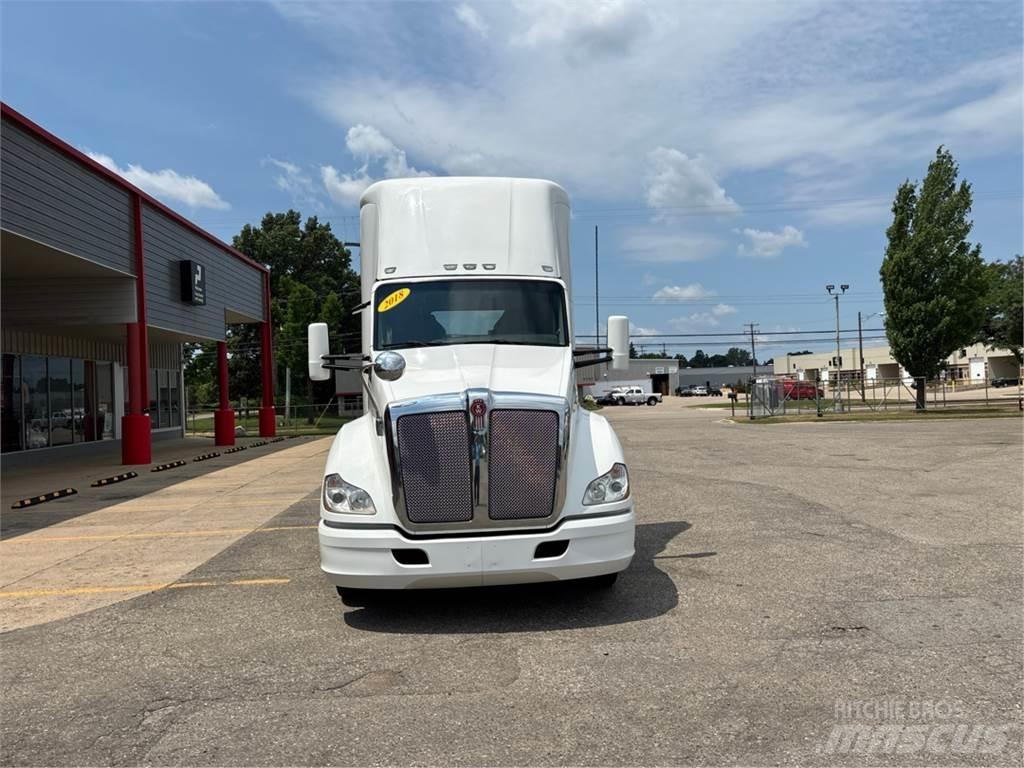 Kenworth T680 Tegljači