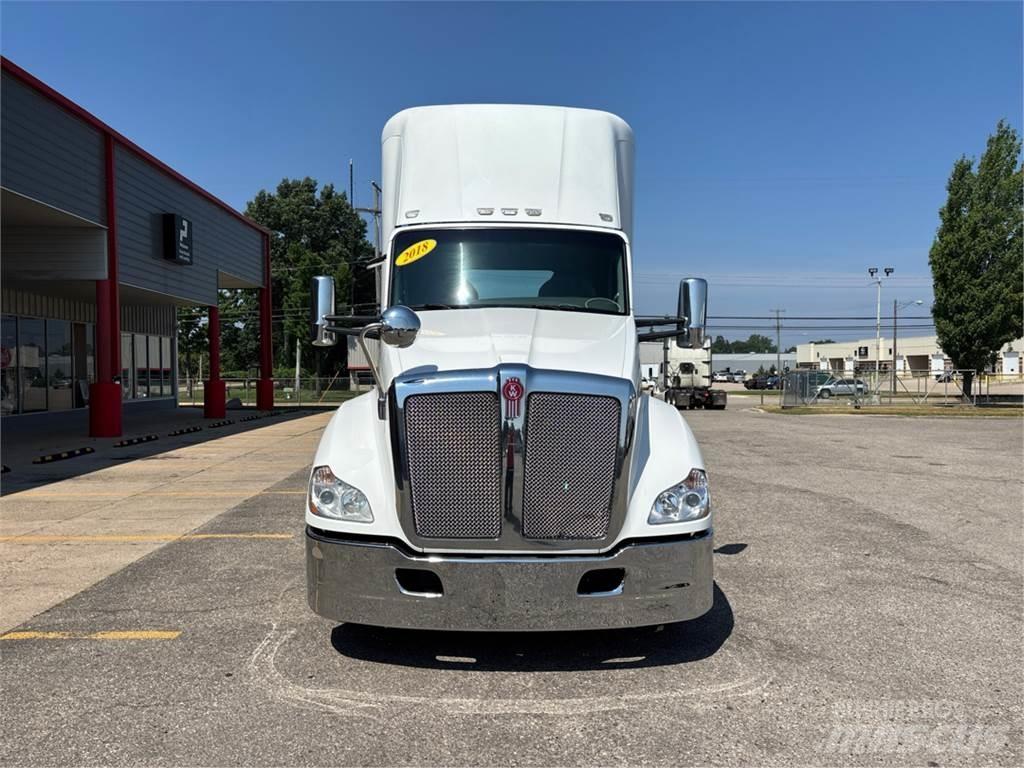 Kenworth T680 Tegljači