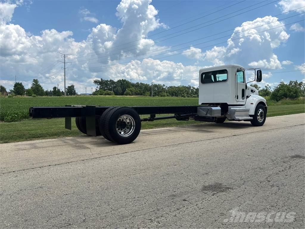 Peterbilt 337 Kamioni-šasije
