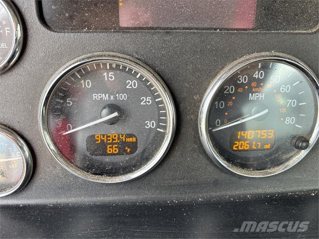 Peterbilt 337 Tegljači