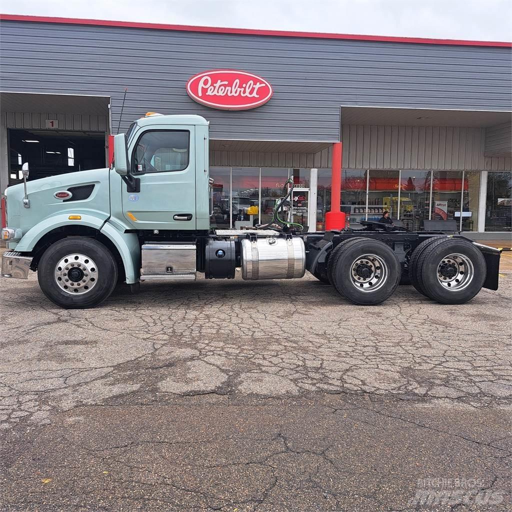Peterbilt 567 Tegljači
