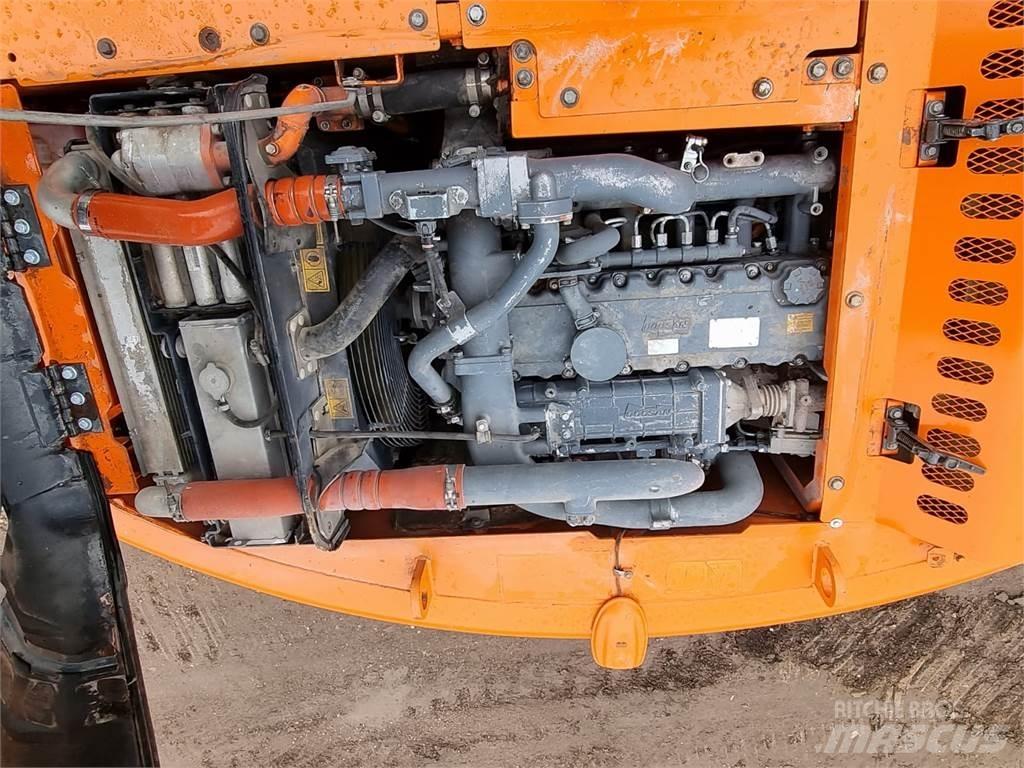 Doosan DX140LC-3 Bageri guseničari