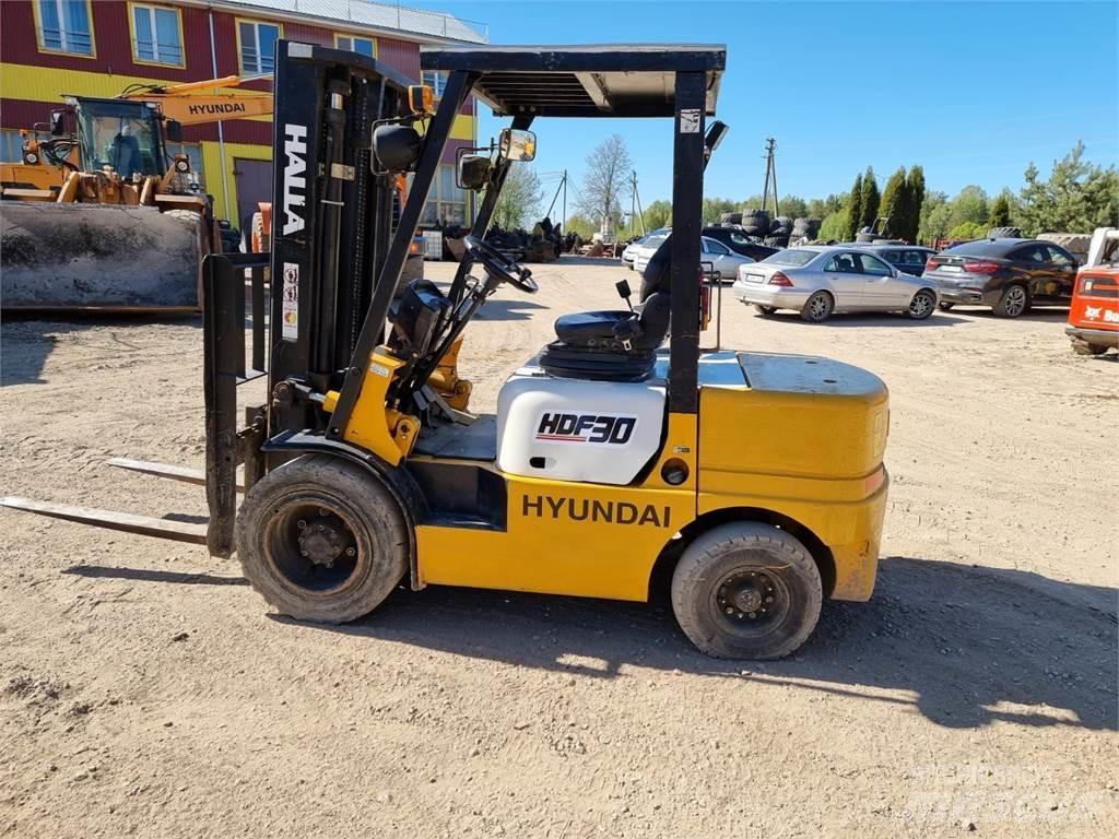 Hyundai Halla HDF30 Dizelski viljuškari