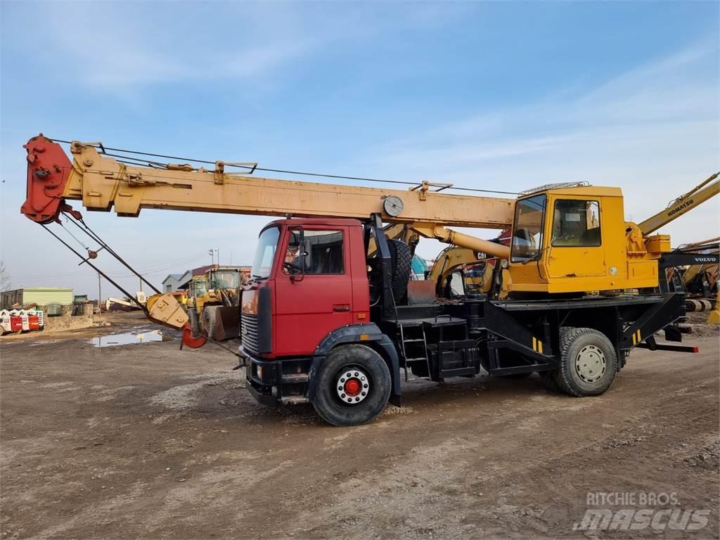 MAZ 533731 Polovne dizalice za sve terene