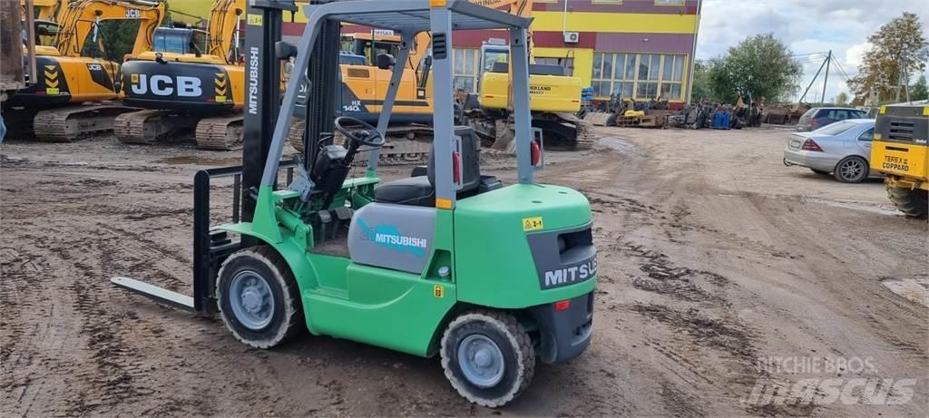Mitsubishi FD20 Dizelski viljuškari