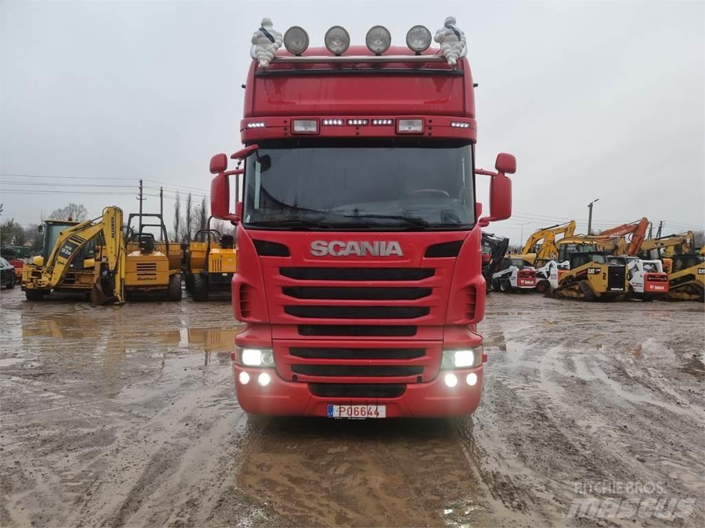 Scania R620 Rol kiper kamioni sa kukom za podizanje tereta