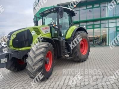 CLAAS Axion 850 Traktori