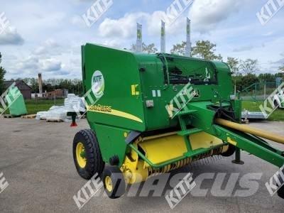 John Deere 568 Prese/balirke za rolo bale
