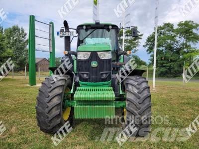 John Deere 6175M Traktori