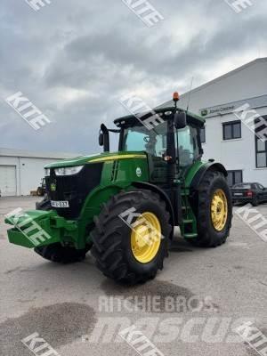 John Deere 7230R Traktori