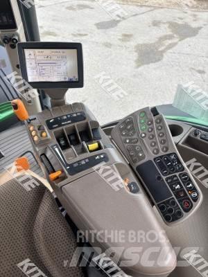 John Deere 7230R Traktori