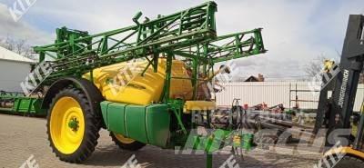 John Deere 732i/21 Vučene prskalice