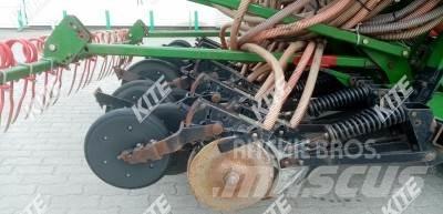 John Deere 740A Sejačice