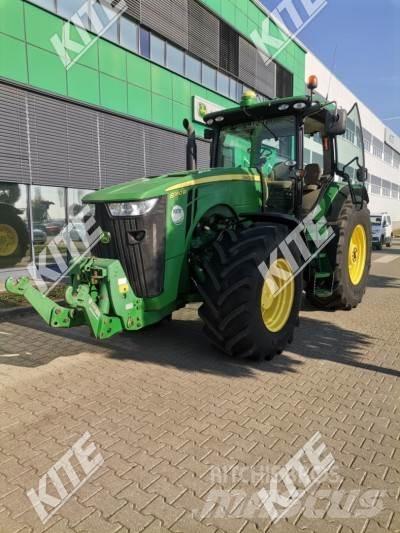 John Deere 8360R Traktori