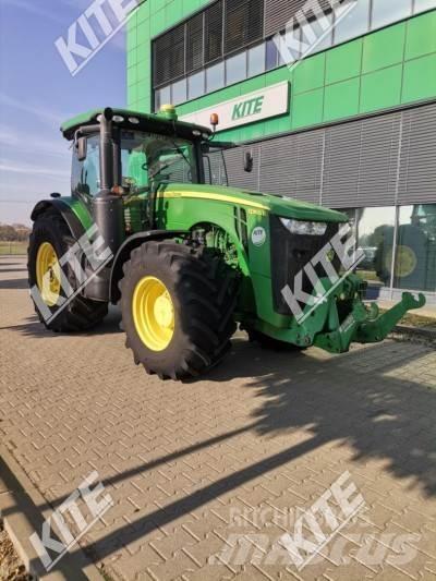 John Deere 8360R Traktori