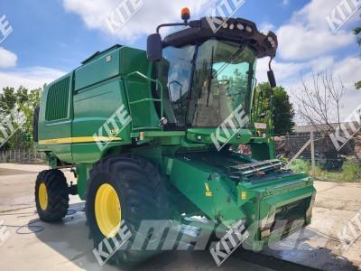 John Deere T550 Kombajni
