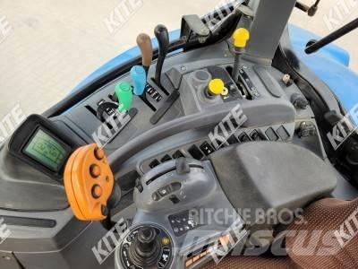 New Holland T7040 Traktori