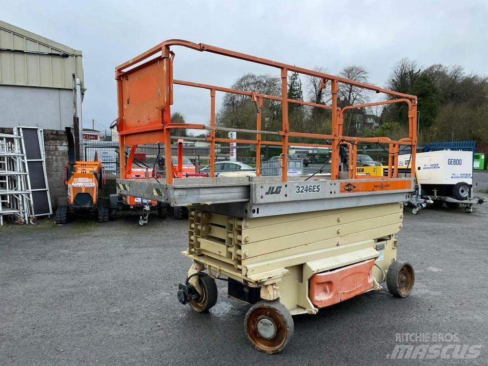 JLG 3246ES Makazaste platforme