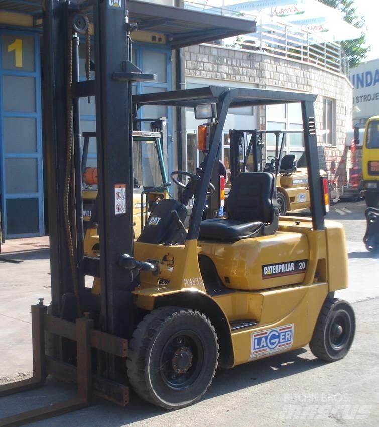 CAT DP20 Dizelski viljuškari