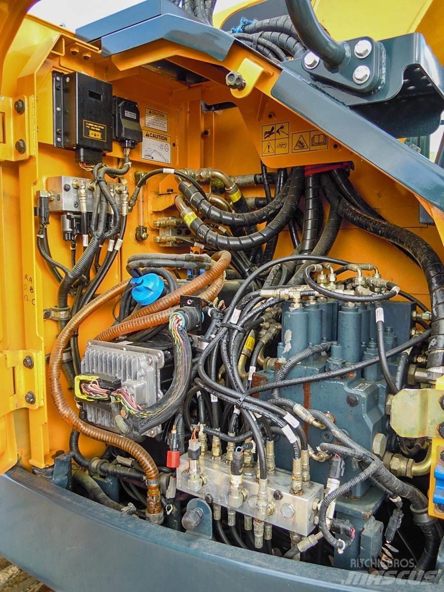 Hyundai HX145LCR Bageri guseničari