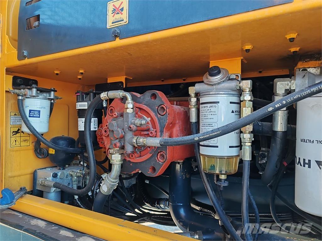 Hyundai HX330L Bageri guseničari