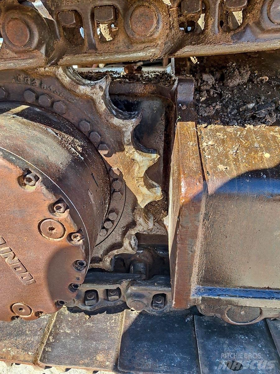 Hyundai R210NLC-7 Bageri guseničari