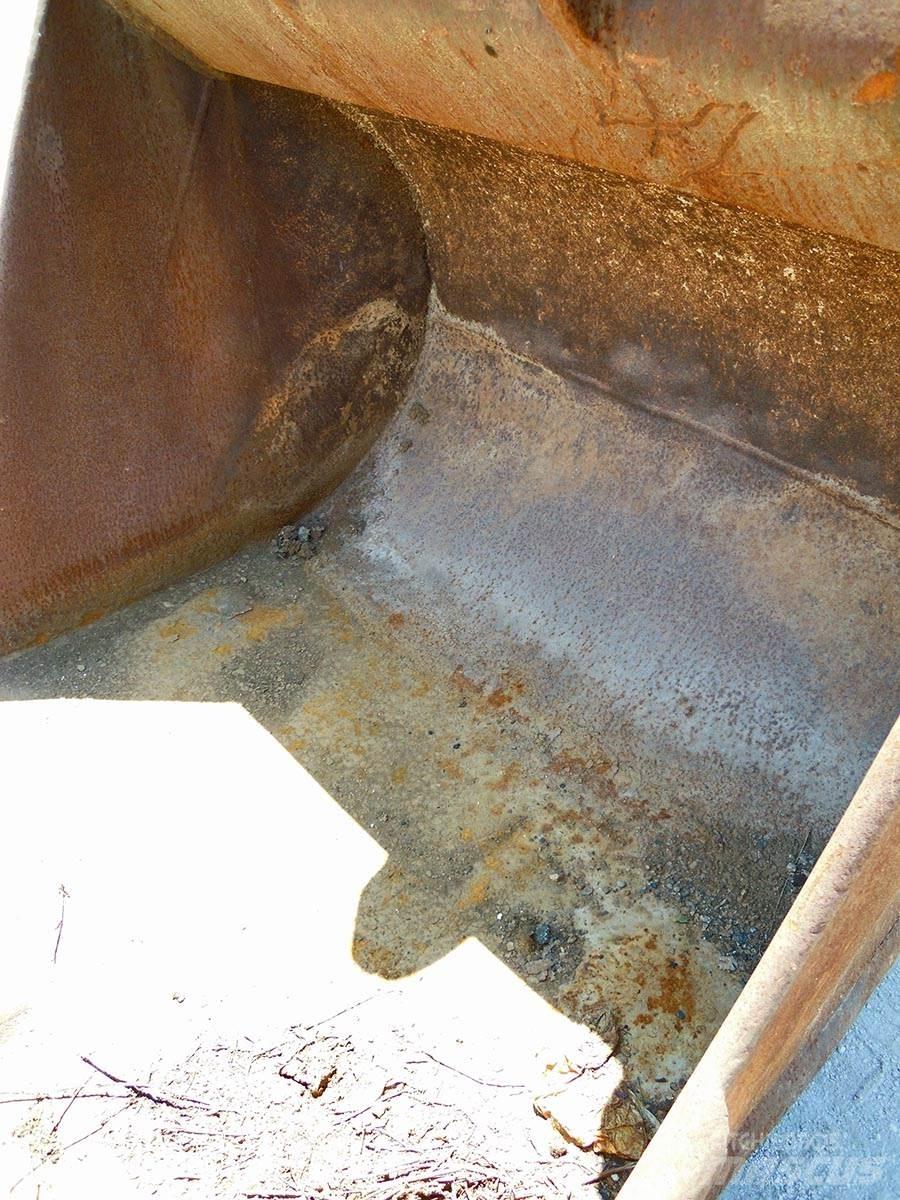  KORPA / BUCKET 1300mm 1,1m3 Ostalo za građevinarstvo