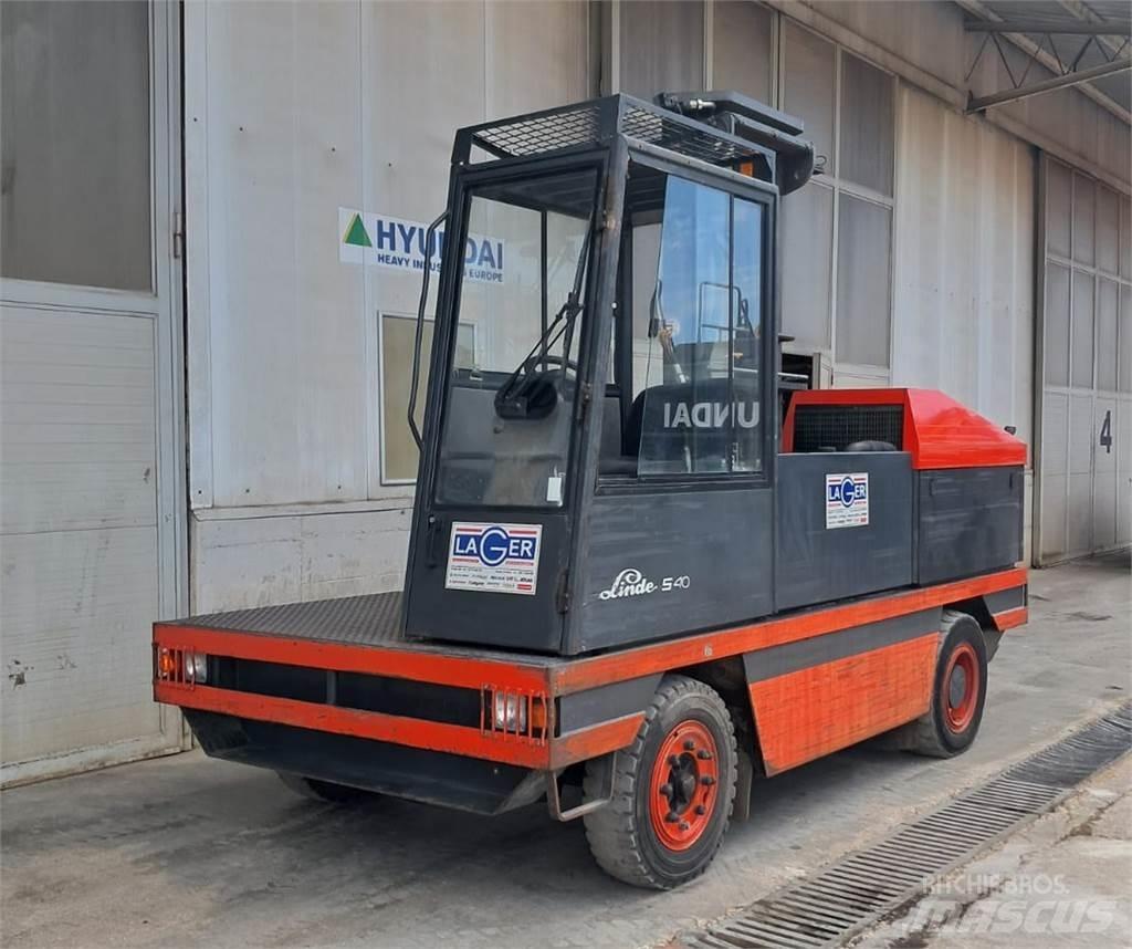 Linde S 40 Bočni viljuškari