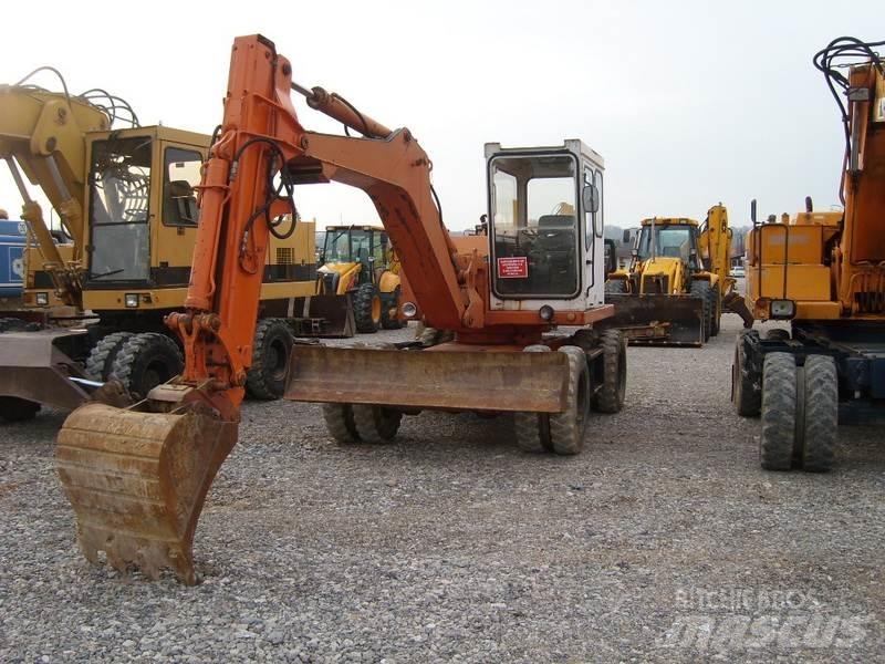 Schaeff HML 40 Bageri točkaši