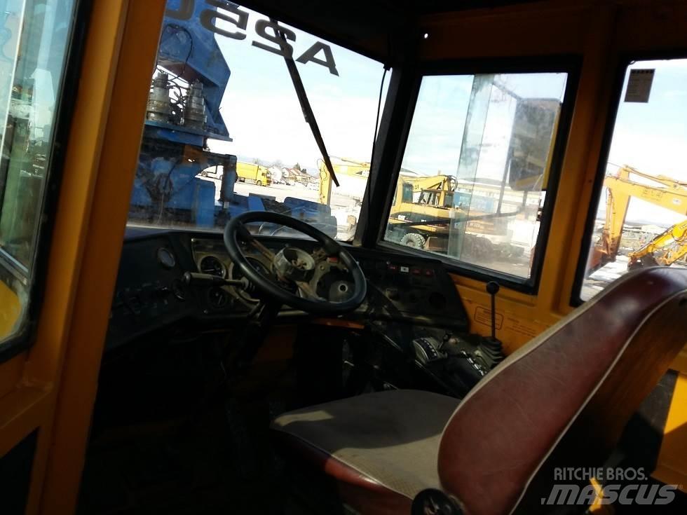 Volvo A25 Zglobni damperi
