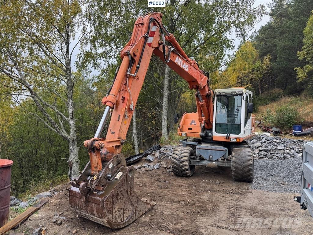 Atlas 1304 Bageri guseničari