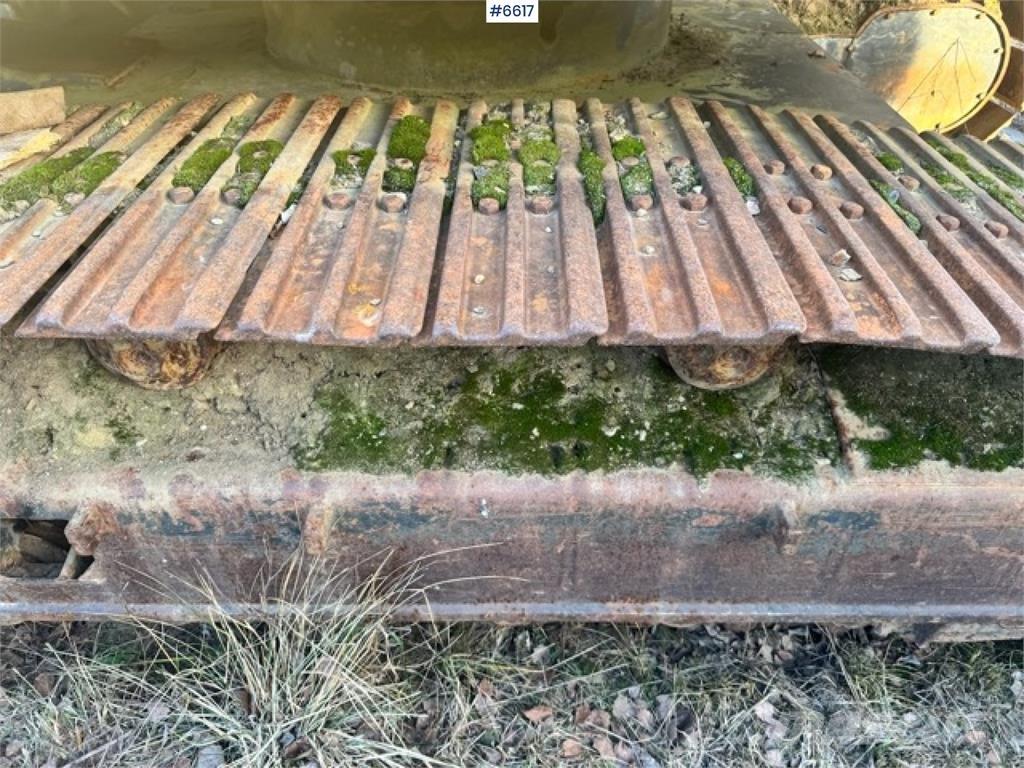 CAT 211BLC Bageri guseničari