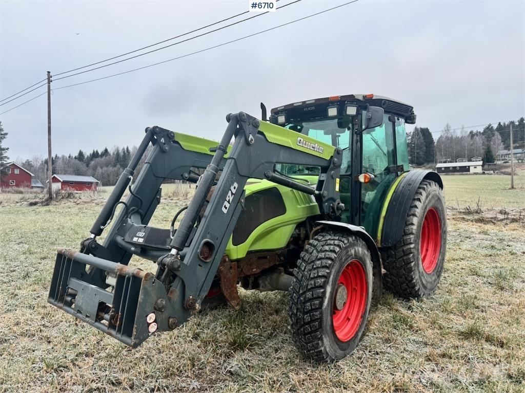 CLAAS 220 Traktori