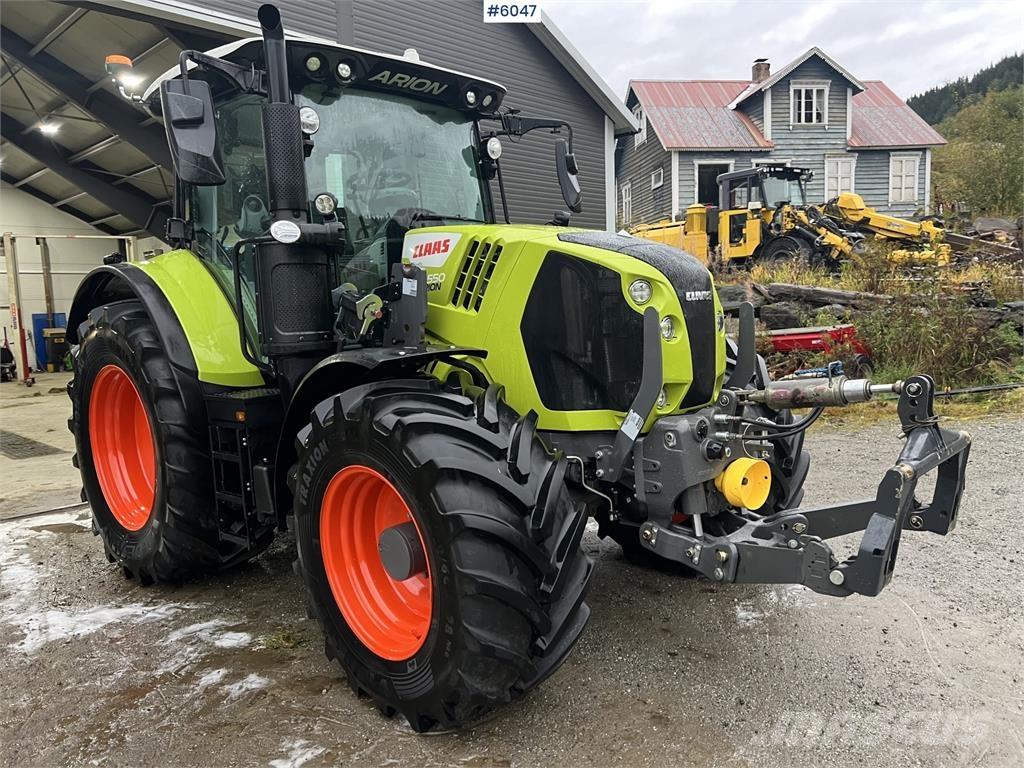 CLAAS 550 Traktori