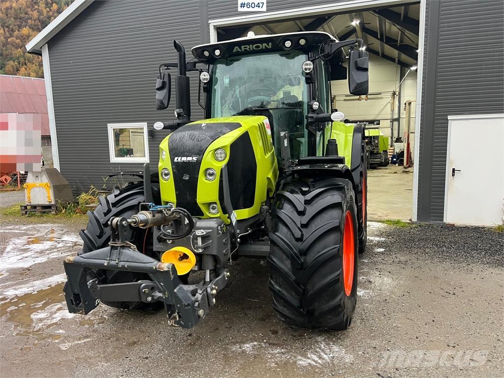 CLAAS 550 Traktori