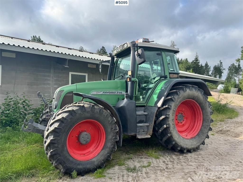 Fendt 716 Vario Traktori