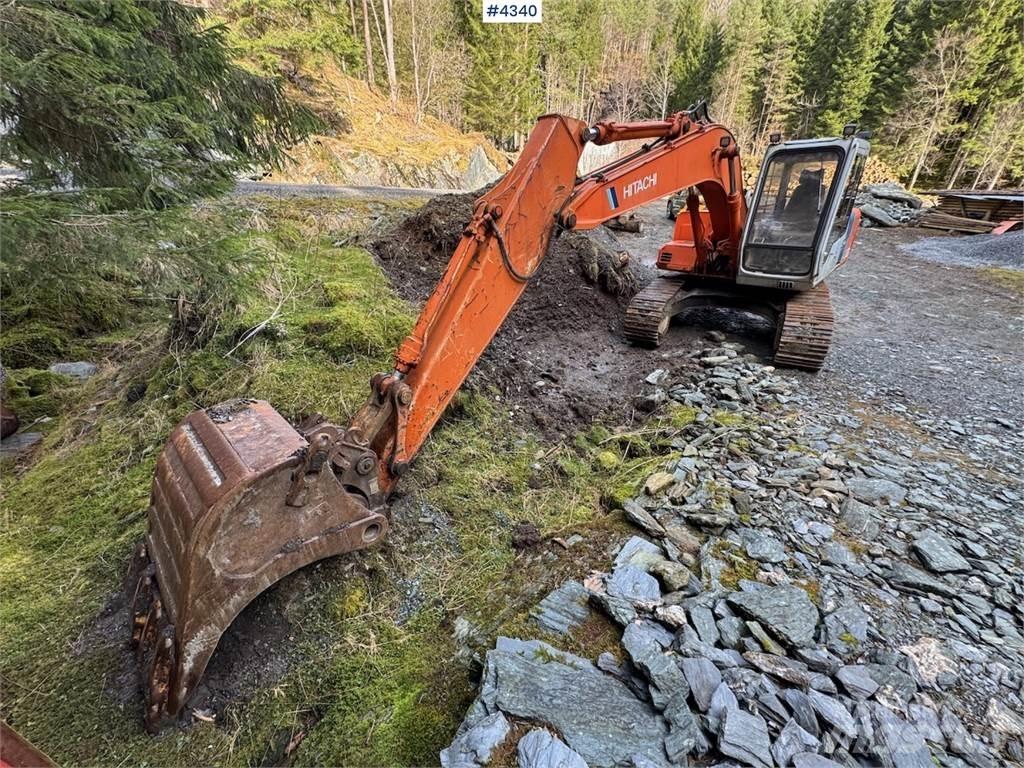 Hitachi EX120-2 Bageri guseničari