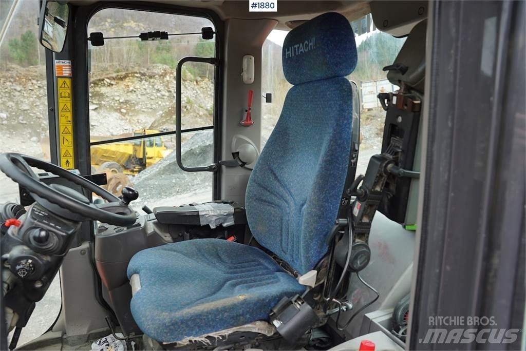Hitachi ZW220 Utovarivači na točkove