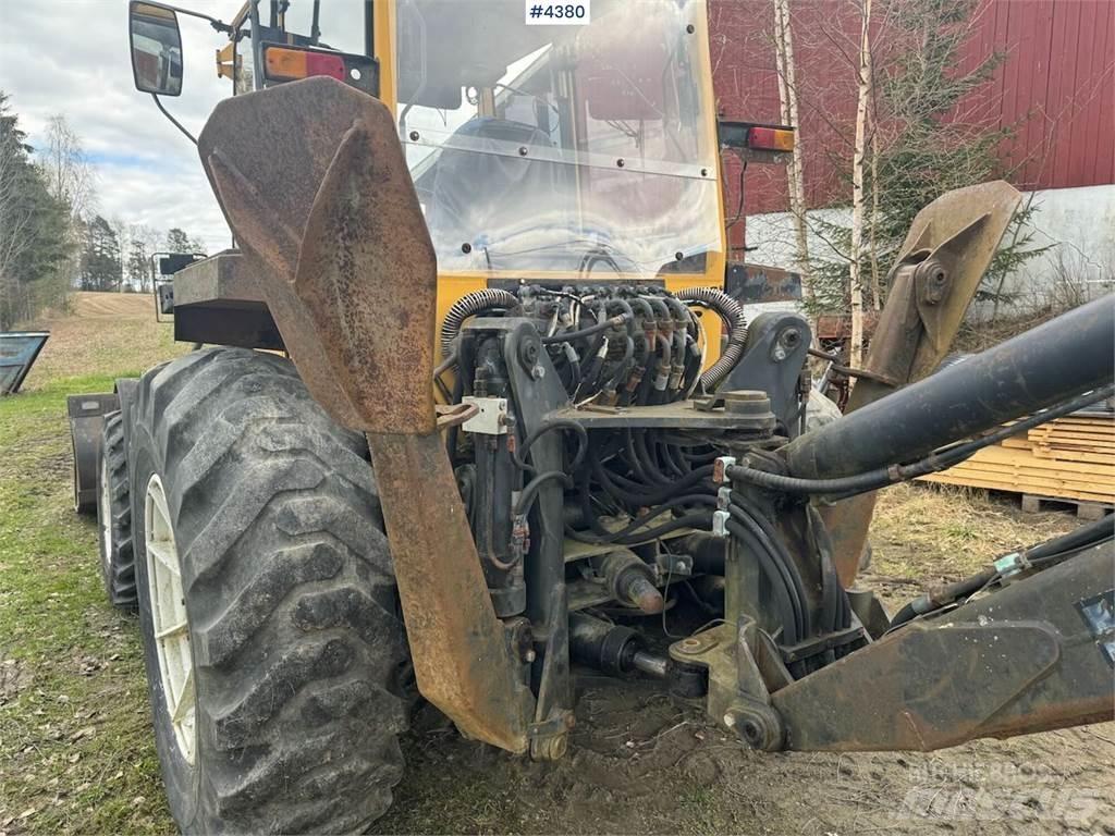 Hymas 6000 Traktori