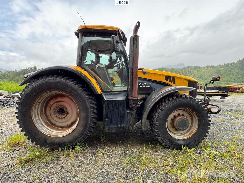 JCB Fastrac 7230 Traktori