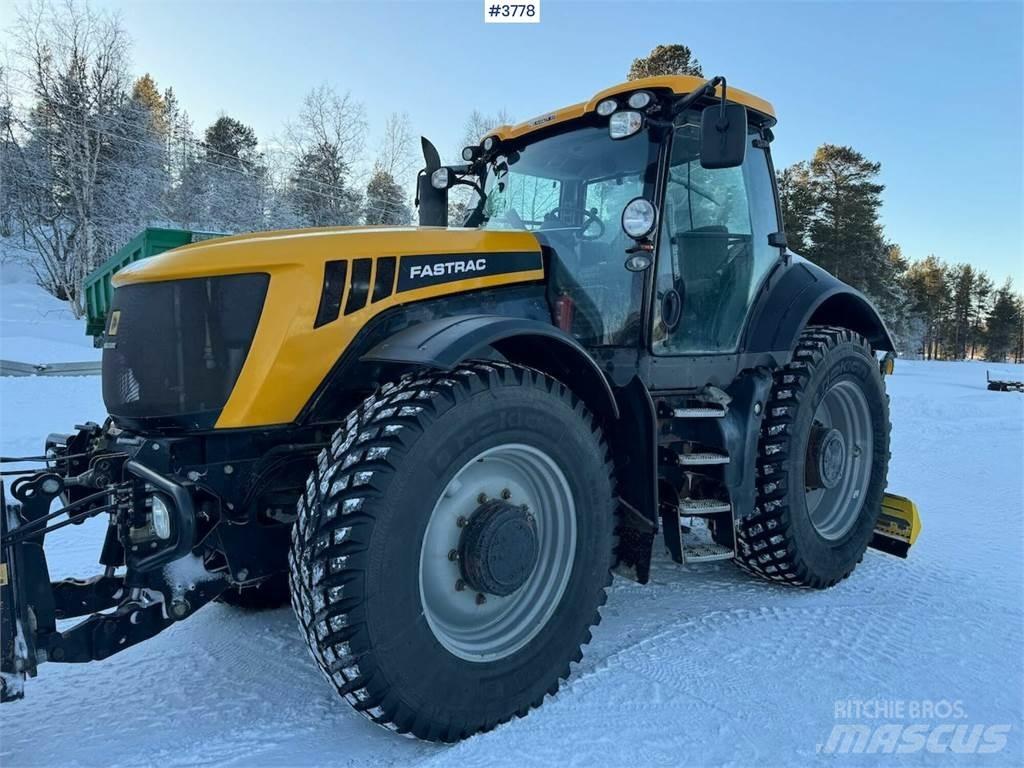 JCB Fastrac 8250 Traktori