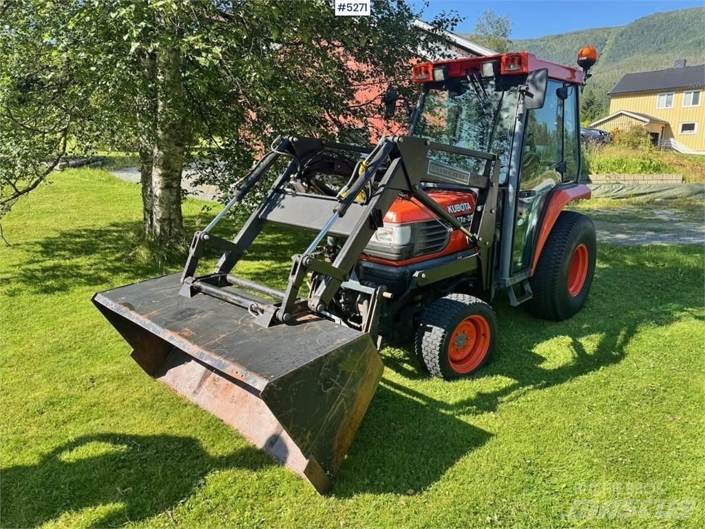 Kubota STA-35 Traktori