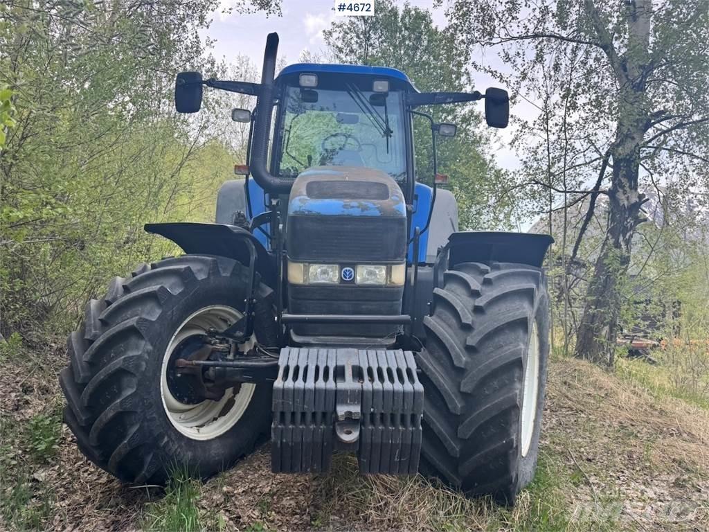 New Holland TM190 Traktori