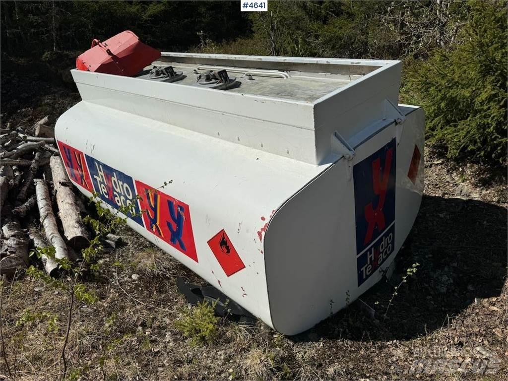  Tank drivstoff Ostale komponente za građevinarstvo