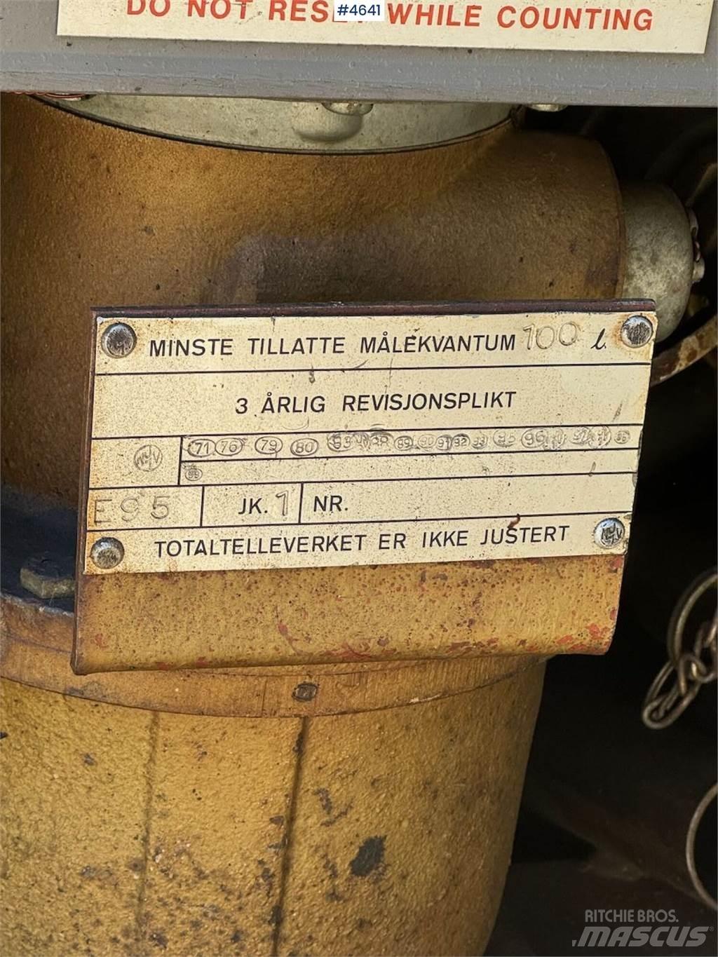  Tank drivstoff Ostale komponente za građevinarstvo