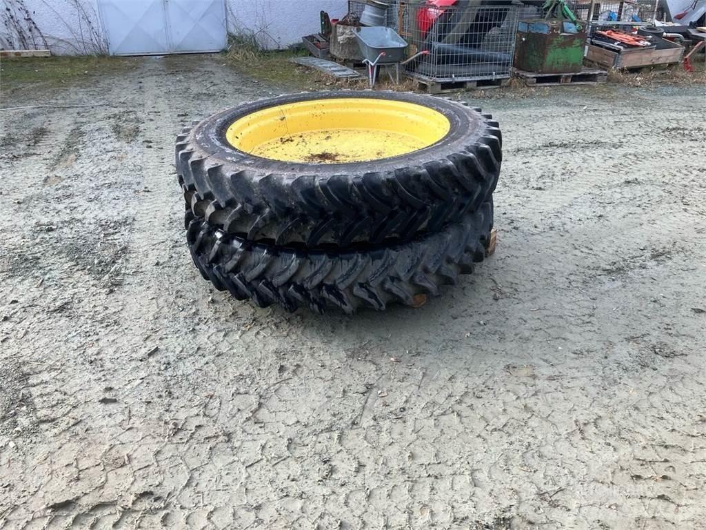  12.4 R 42 Ostale poljoprivredne mašine