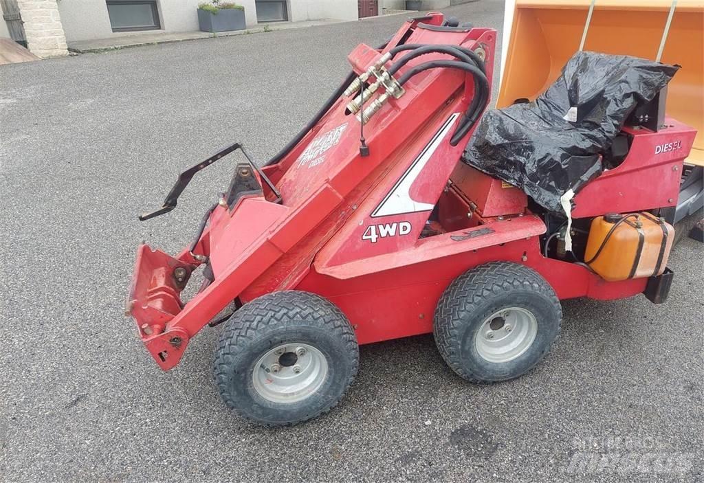 Avant 320 Prednji utovarivači i bageri