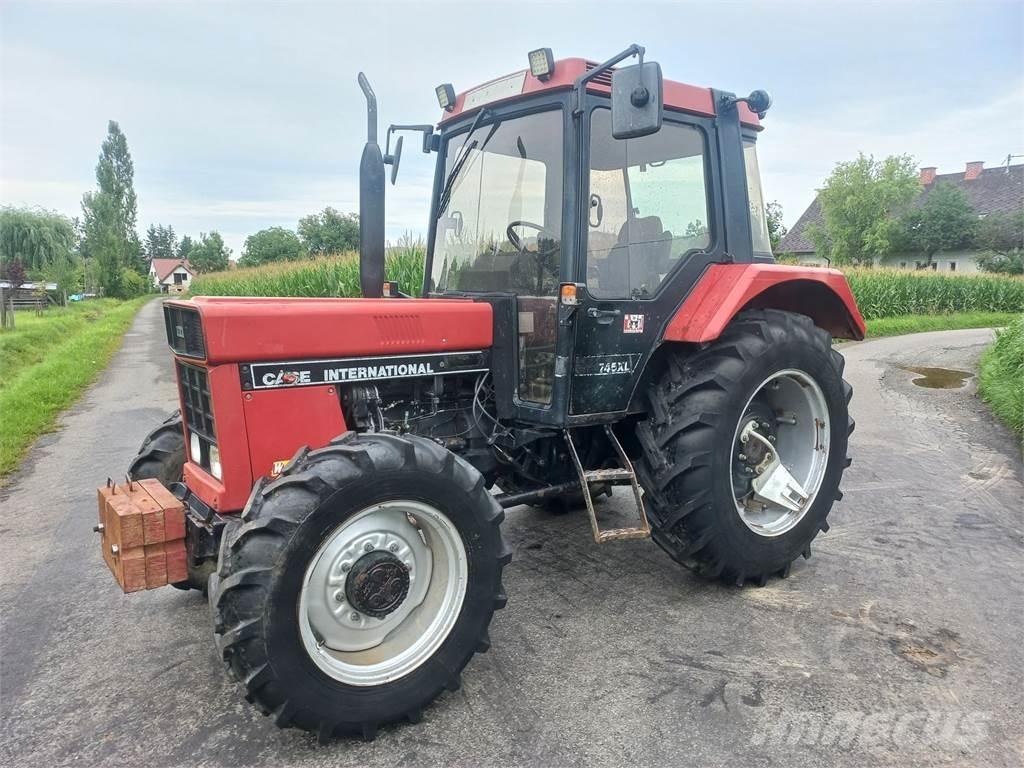 Case IH 745 XLA Traktori
