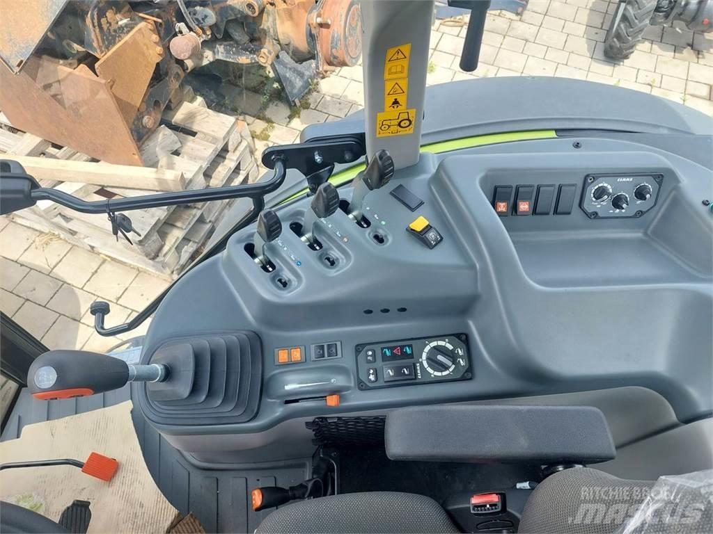 CLAAS Elios 330 Traktori